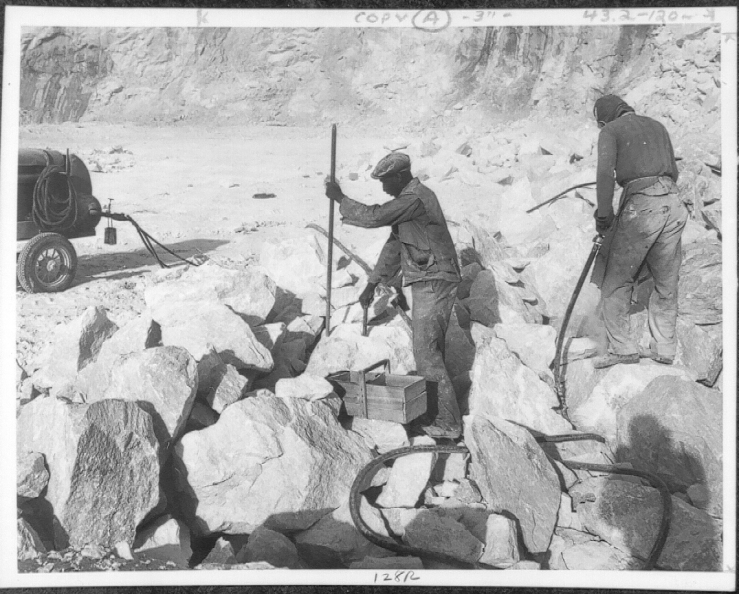 Beaver Dam workers 1959 5875017